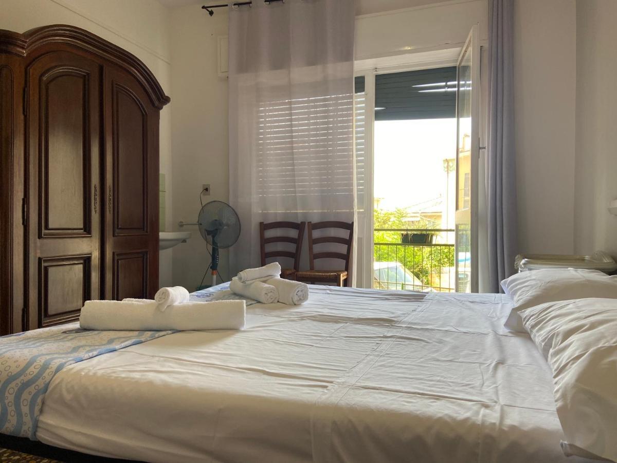 Hotel Oasi 2*