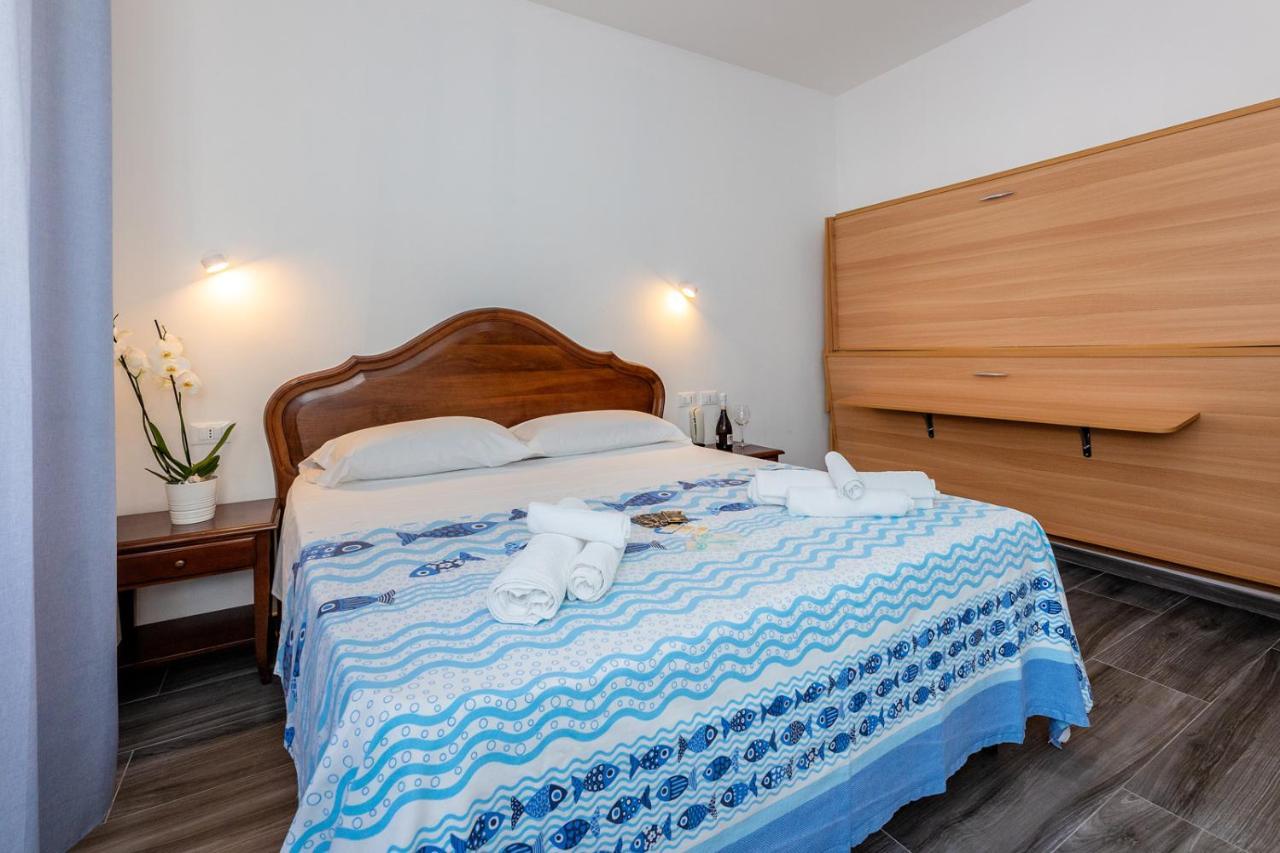 Hotel Oasi 2*